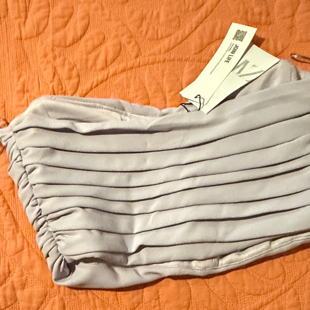 Lavender Two-Piece Ruched Set - Picture 5 of 9